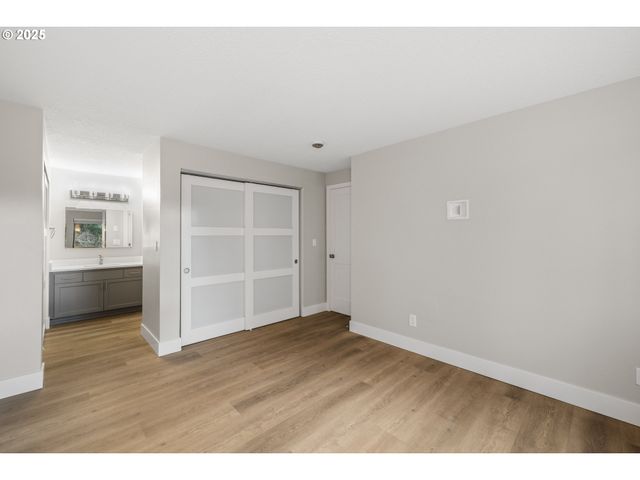 56 GALEN St, Lake Oswego, OR 97035