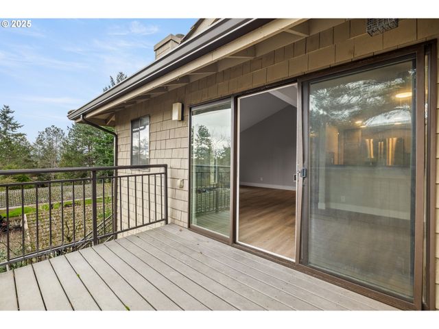 56 GALEN St, Lake Oswego, OR 97035