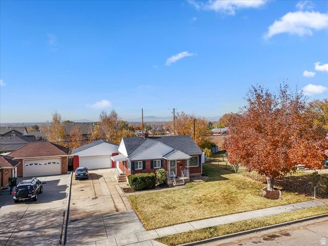 5345 S 2425 W, Roy, UT 84067