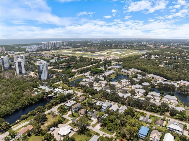 730 Glendale AVE, Naples, FL 34110