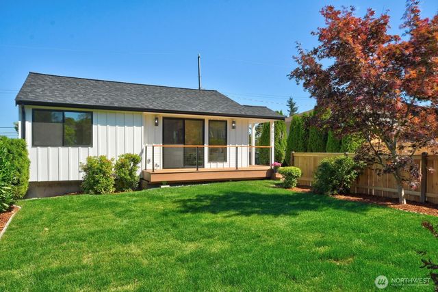 9412 34th Avenue SW, Seattle, WA 98126