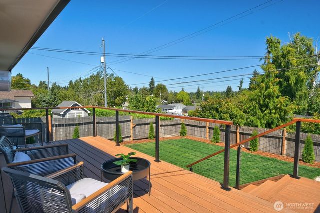 9412 34th Avenue SW, Seattle, WA 98126