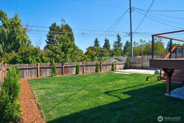 9412 34th Avenue SW, Seattle, WA 98126