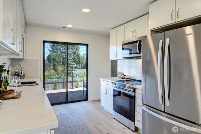 9412 34th Avenue SW, Seattle, WA 98126