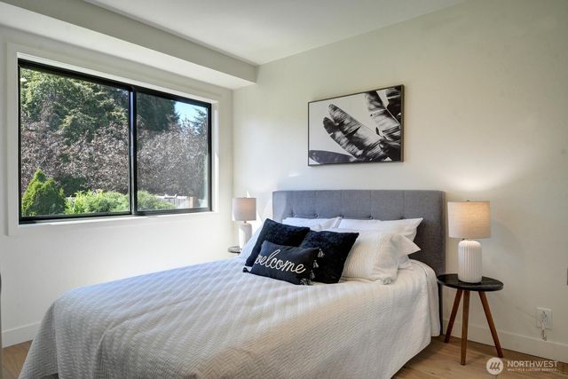 9412 34th Avenue SW, Seattle, WA 98126