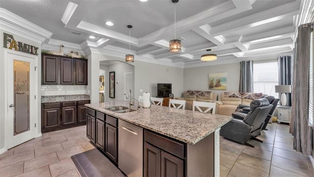 2253 BELLA LUNA CIRCLE, Lakeland, FL 33810