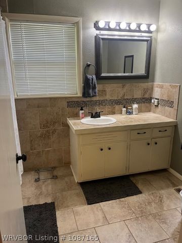 4 Jefferson Drive, Charleston, AR 72933