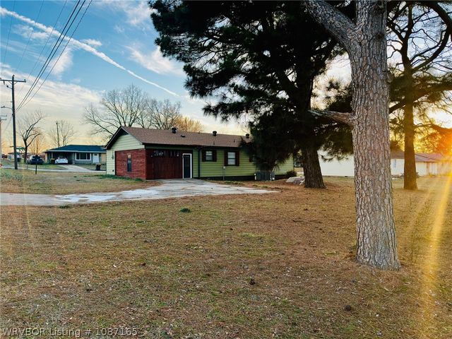 4 Jefferson Drive, Charleston, AR 72933