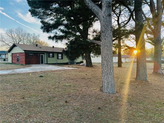 4 Jefferson Drive, Charleston, AR 72933