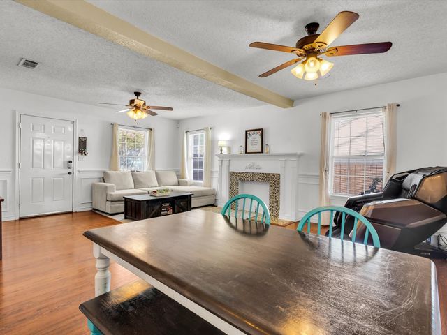 2745 Honeysuckle Avenue, Fort Worth, TX 76111