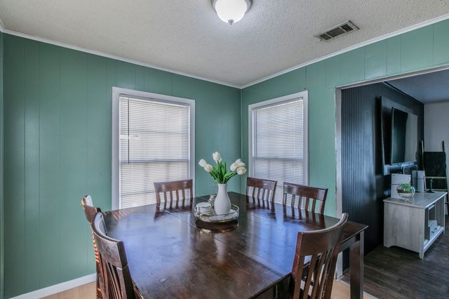 108 N Lakeview Drive, Lacy Lakeview, TX 76705