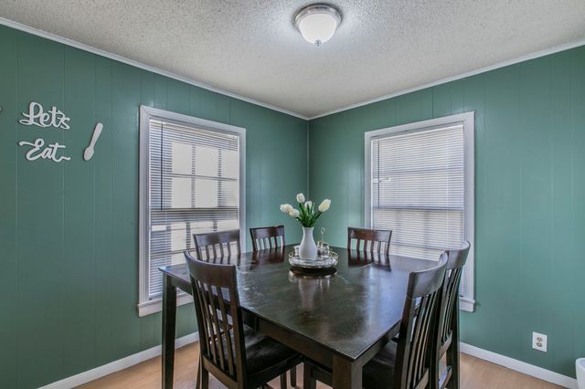 108 N Lakeview Drive, Lacy Lakeview, TX 76705