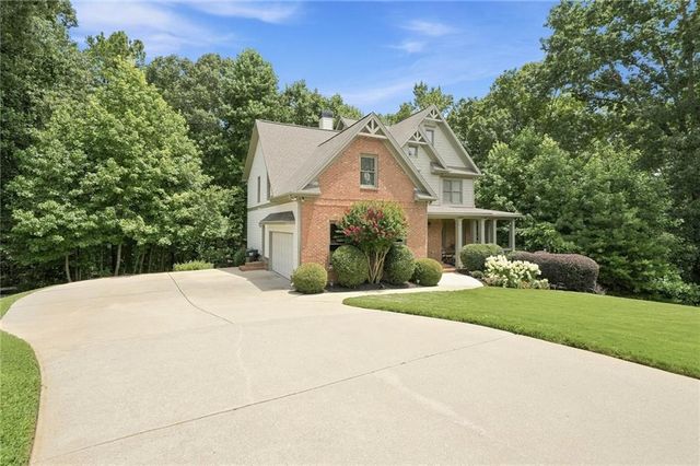 7535 Antique Barn Avenue, Cumming, GA 30041