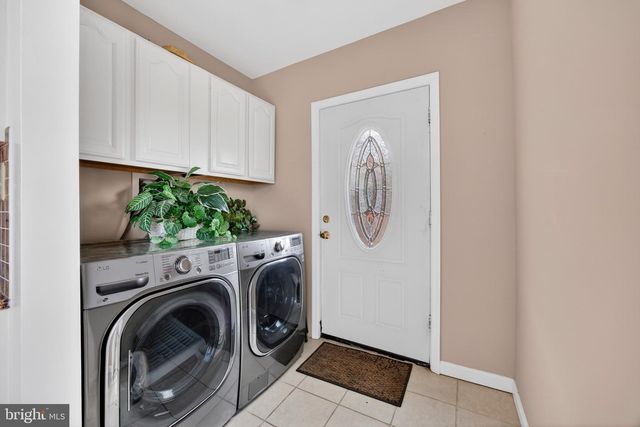 8615 RIDGE RD, Ellicott City, MD 21043