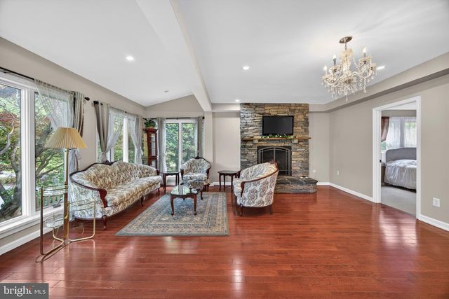 8615 RIDGE RD, Ellicott City, MD 21043