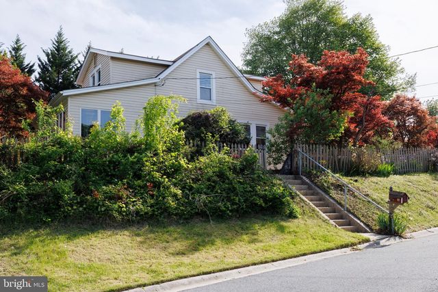 8615 RIDGE RD, Ellicott City, MD 21043