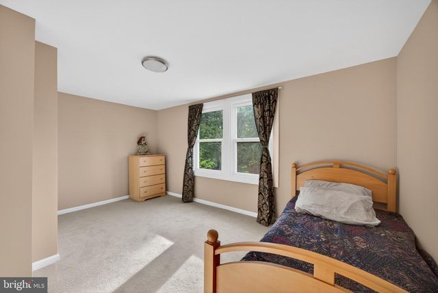 8615 RIDGE RD, Ellicott City, MD 21043