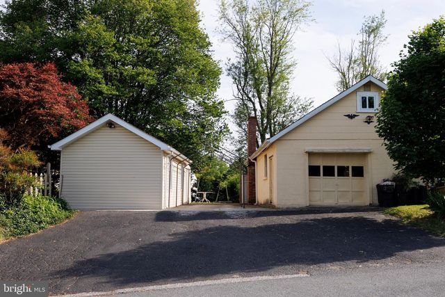 8615 RIDGE RD, Ellicott City, MD 21043