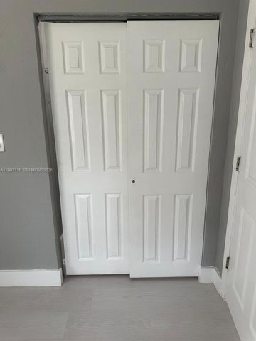 2016 Miami Rd B, Fort Lauderdale, FL 33316