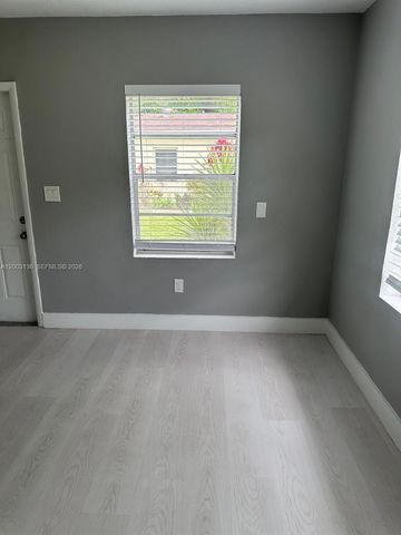 2016 Miami Rd B, Fort Lauderdale, FL 33316