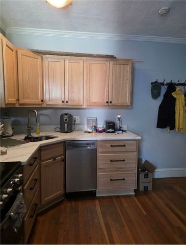 73 Holden Street 3B, Providence, RI 02908