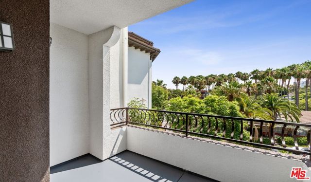 6280 W 3RD Street 4-417, Los Angeles, CA 90036