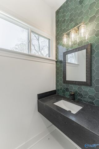 2812 8th Avenue, Huntsville, AL 35805