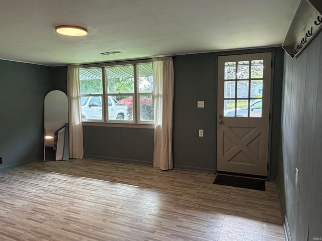 809 Greenwich Road, Lafayette, IN 47905