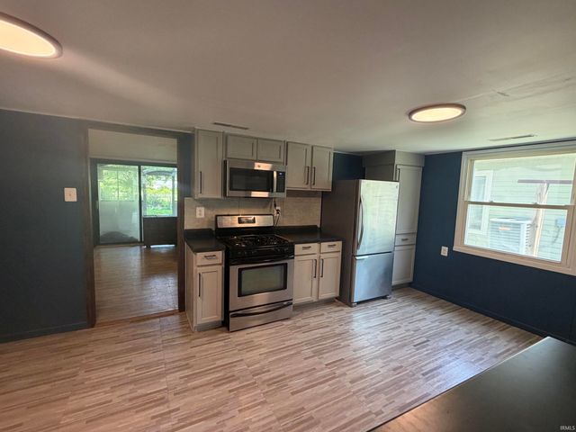 809 Greenwich Road, Lafayette, IN 47905