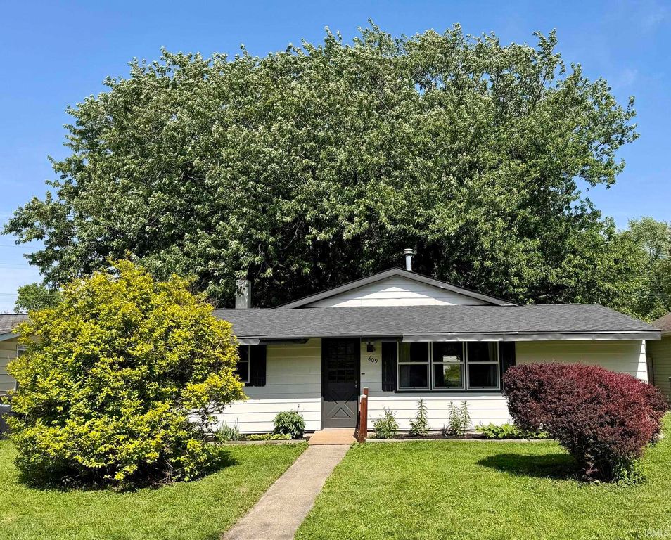 809 Greenwich Road, Lafayette, IN 47905