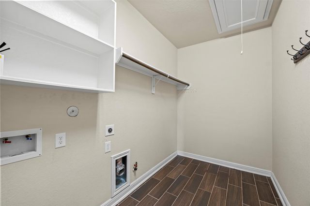 2703 Barrington Branch Drive, Spring, TX 77373