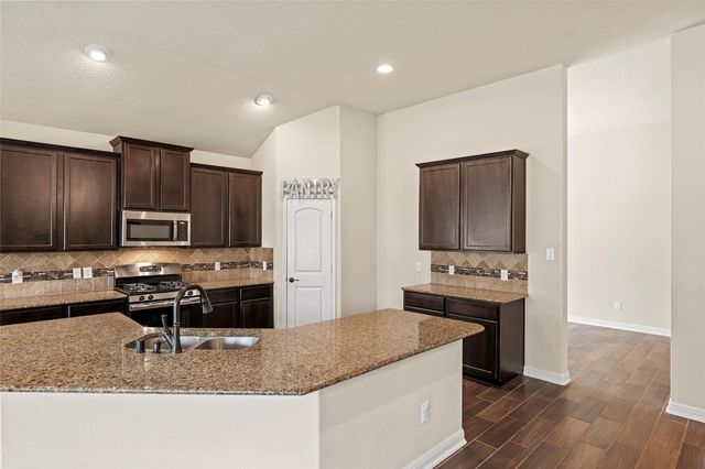 2703 Barrington Branch Drive, Spring, TX 77373