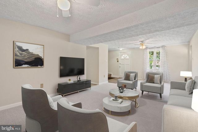 6503 CARRIAGE DR, Alexandria, VA 22310