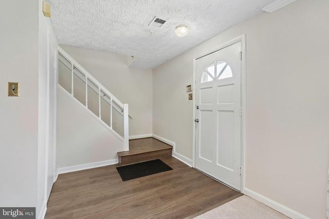 6503 CARRIAGE DR, Alexandria, VA 22310