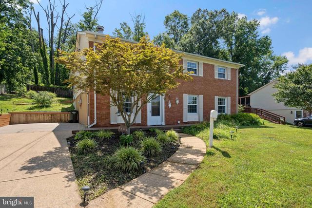6503 CARRIAGE DR, Alexandria, VA 22310