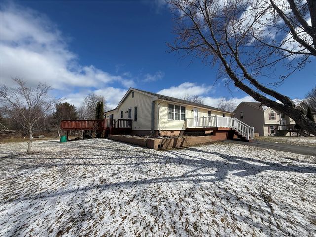 56 Club Lane, Rock Hill, NY 12775