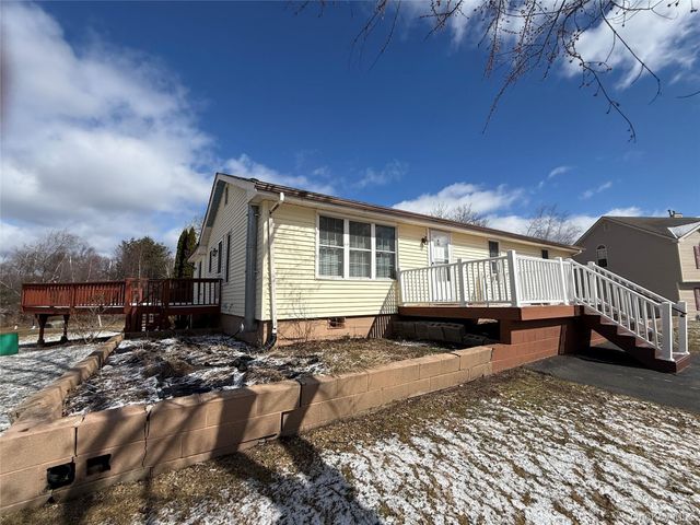 56 Club Lane, Rock Hill, NY 12775