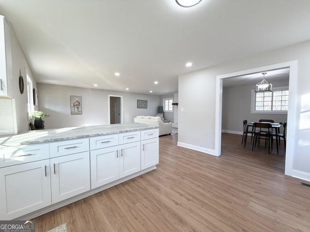 2415 Wales Drive, Austell, GA 30106