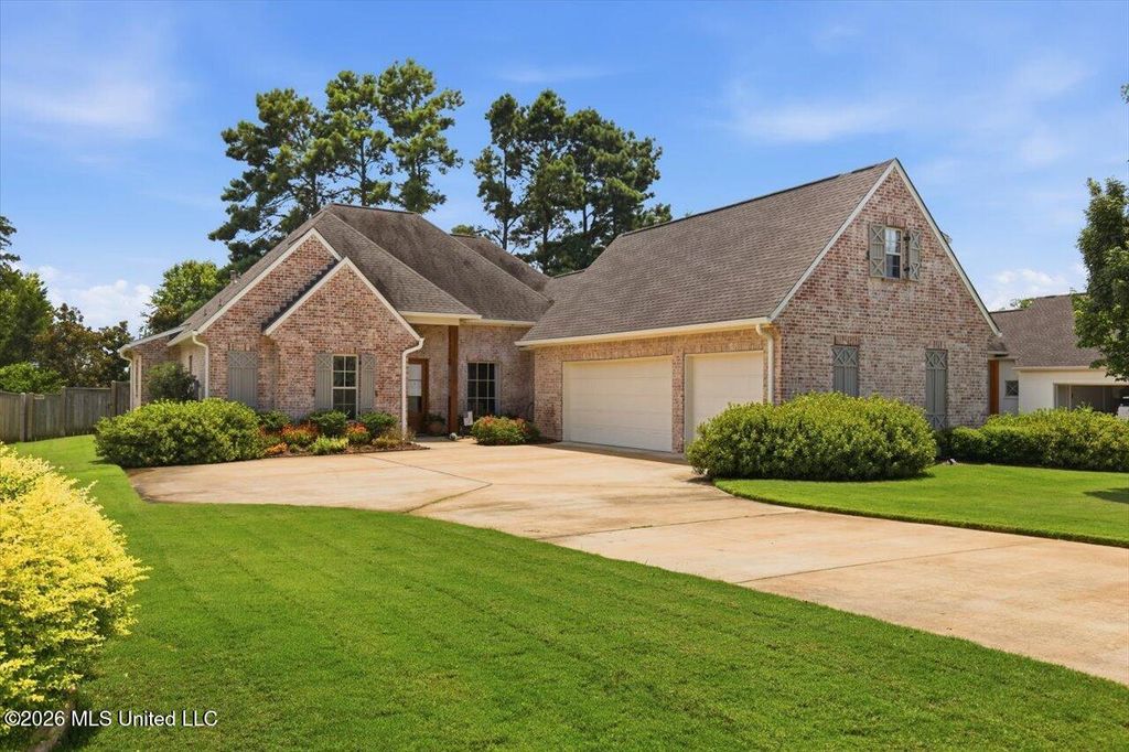 304 Colony Court, Madison, MS 39110