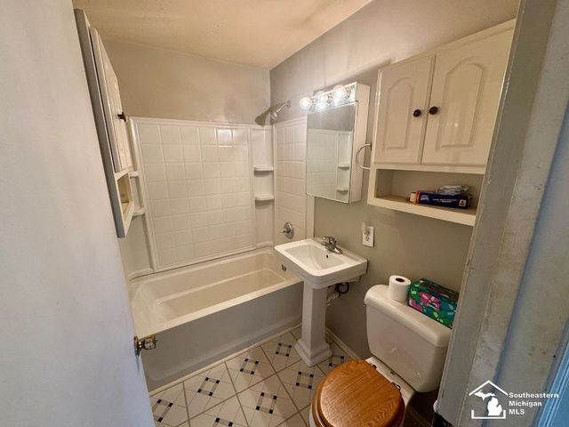 1843 W Samaria Road, Temperance, MI 48182