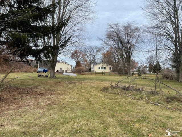 1843 W Samaria Road, Temperance, MI 48182