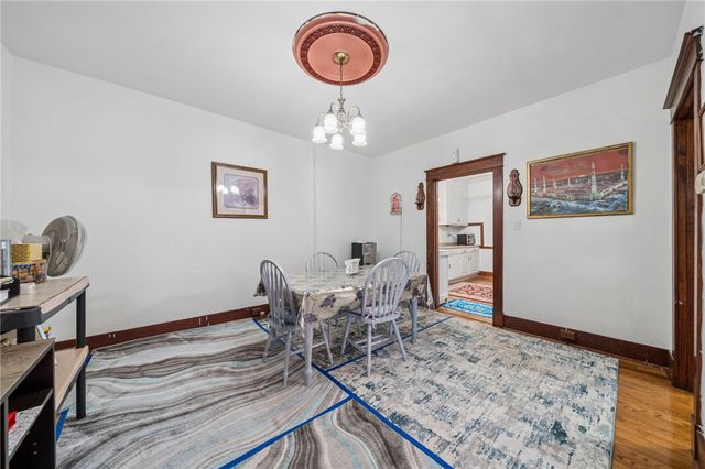 701 Cowan Ave, Jeannette, PA 15644