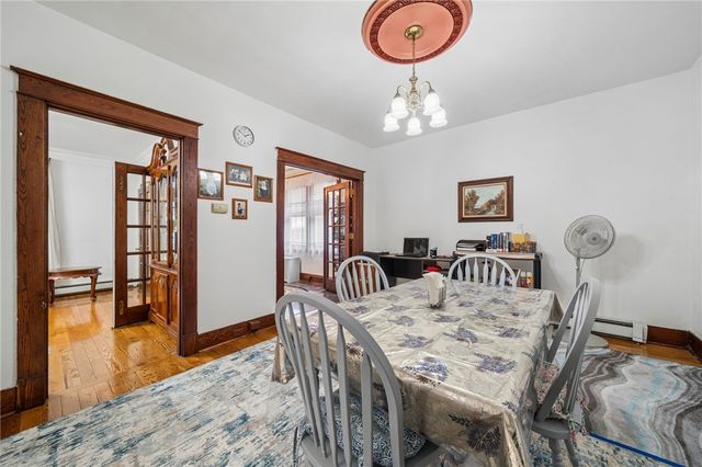 701 Cowan Ave, Jeannette, PA 15644