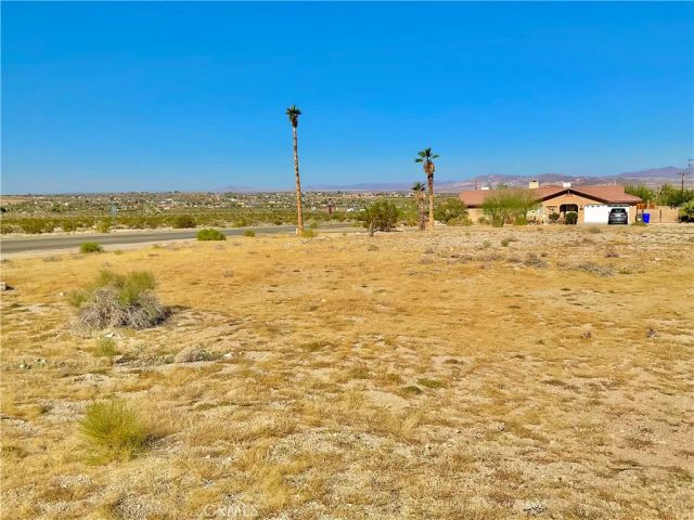 74517 Serrano, 29 Palms, CA 92277