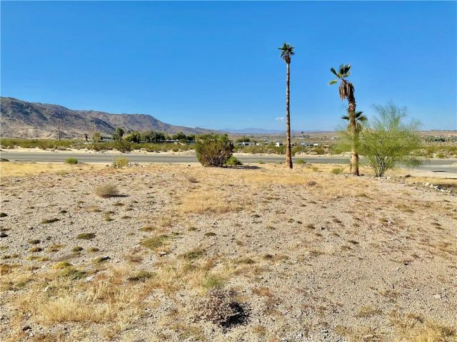 74517 Serrano, 29 Palms, CA 92277