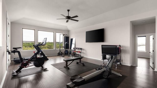 546 Bridge Water LOOP, Dripping Springs, TX 78620