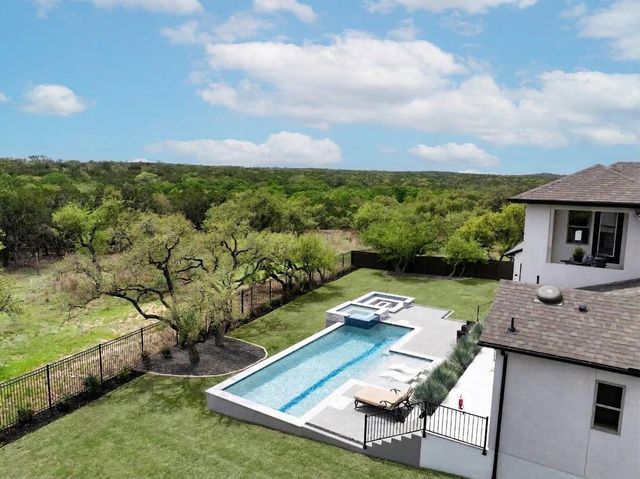 546 Bridge Water LOOP, Dripping Springs, TX 78620