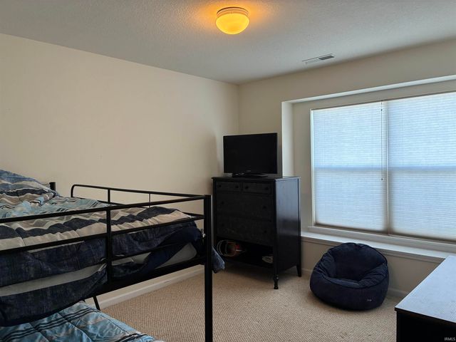 1570 Greenfield Lane, Bluffton, IN 46714