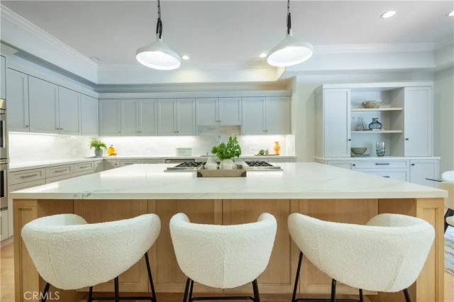 4438 Haskell Avenue, Encino, CA 91436