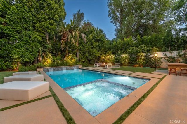 4438 Haskell Avenue, Encino, CA 91436